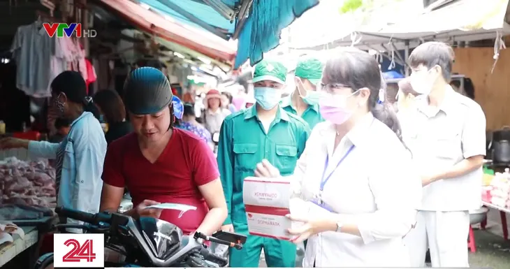 TP.HCM: Không được vào chợ nếu cố tình vi phạm quy định phòng chống dịch - Ảnh 1. TP.HCM: Không được vào chợ nếu cố tình vi phạm quy định phòng chống dịch - Ảnh 1.