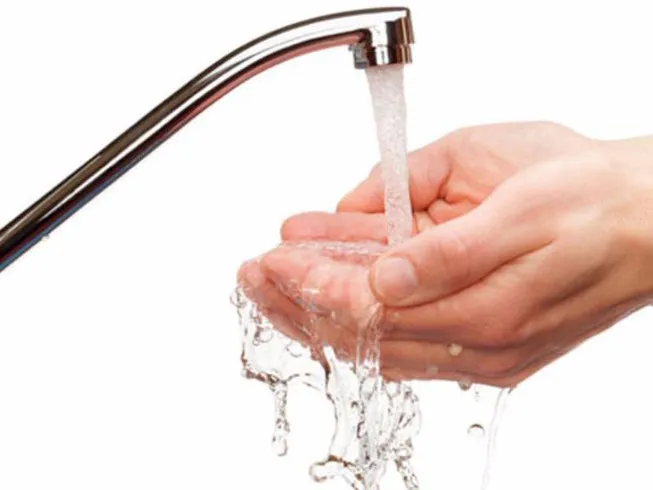 Bộ Tài chính đề xuất giảm giá nước sạch - Ảnh 2. Bộ Tài chính đề xuất giảm giá nước sạch - Ảnh 2.