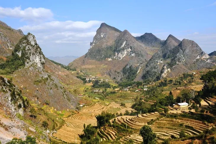 Đá đã nở hoa, Hà Giang phát huy tiềm năng để phát triển - Ảnh 3. Đá đã nở hoa, Hà Giang phát huy tiềm năng để phát triển - Ảnh 3.