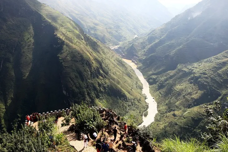 Đá đã nở hoa, Hà Giang phát huy tiềm năng để phát triển - Ảnh 2. Đá đã nở hoa, Hà Giang phát huy tiềm năng để phát triển - Ảnh 2.