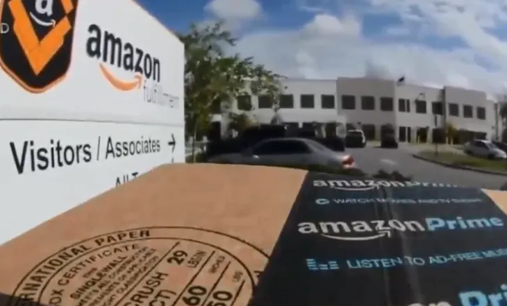 Amazon chuẩn bị cho ngày giảm giá Prime Day như thế nào? - Ảnh 1. Amazon chuẩn bị cho ngày giảm giá Prime Day như thế nào? - Ảnh 1.