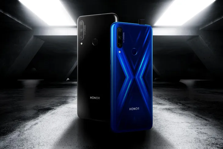Reuters: Huawei đàm phán bán lại Honor - Ảnh 1. Reuters: Huawei đàm phán bán lại Honor - Ảnh 1.