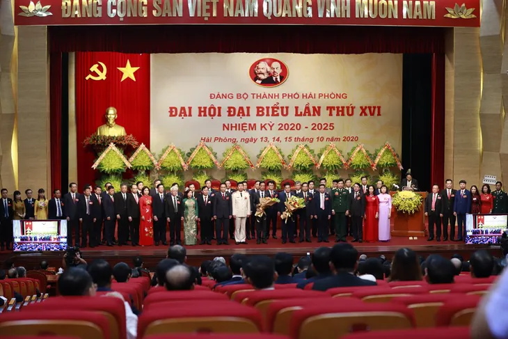 Ông Lê Văn Thành tái đắc cử Bí thư Thành ủy Hải Phòng - Ảnh 1. Ông Lê Văn Thành tái đắc cử Bí thư Thành ủy Hải Phòng - Ảnh 1.