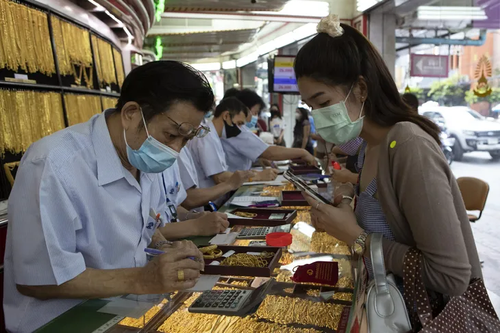 Giá vàng trong nước đảo chiều tăng trở lại - Ảnh 1. Giá vàng trong nước đảo chiều tăng trở lại - Ảnh 1.