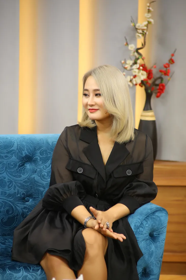 Diễn viên Phương Dung: Mẹ chồng là điểm tựa duy nhất để bấu víu trong 8 năm sống cùng người chồng vô tâm - Ảnh 1. Diễn viên Phương Dung: Mẹ chồng là điểm tựa duy nhất để bấu víu trong 8 năm sống cùng người chồng vô tâm - Ảnh 1.