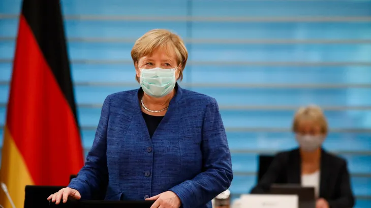 Đức ghi nhận hơn 7.300 ca mắc COVID-19 mới, Thủ tướng Merkel kêu gọi người dân đồng lòng chống dịch - Ảnh 1. Đức ghi nhận hơn 7.300 ca mắc COVID-19 mới, Thủ tướng Merkel kêu gọi người dân đồng lòng chống dịch - Ảnh 1.