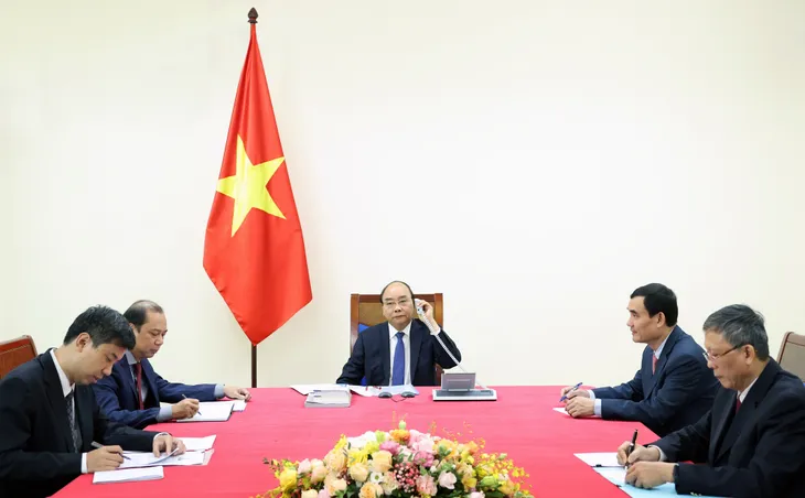 Tân Thủ tướng Nhật Bản và Phu nhân bắt đầu thăm chính thức Việt Nam - Ảnh 3. Tân Thủ tướng Nhật Bản và Phu nhân bắt đầu thăm chính thức Việt Nam - Ảnh 3.