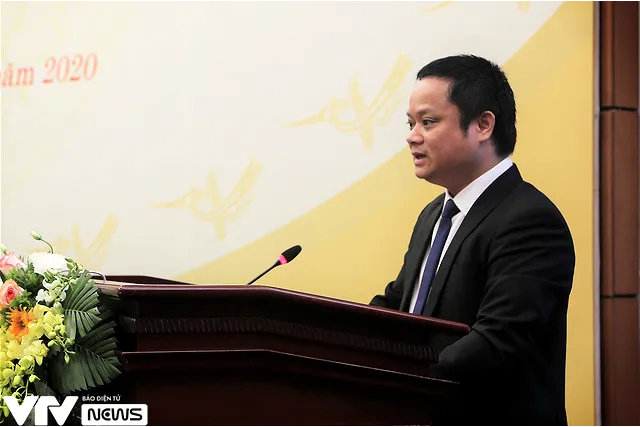 Kỳ họp thứ 10, Quốc hội phê chuẩn miễn nhiệm, bổ nhiệm nhân sự Thống đốc Ngân hàng và 2 Bộ trưởng - Ảnh 1. Kỳ họp thứ 10, Quốc hội phê chuẩn miễn nhiệm, bổ nhiệm nhân sự Thống đốc Ngân hàng và 2 Bộ trưởng - Ảnh 1.