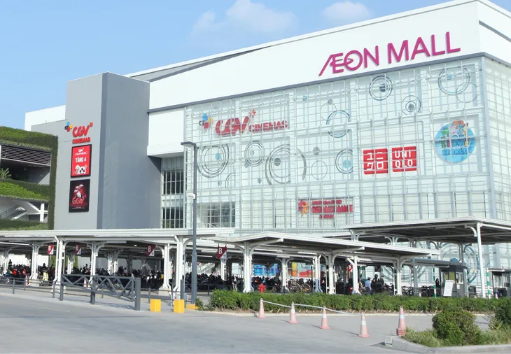 Uniqlo ra mắt bộ sưu tập tái hiện nét cổ điển Anh Quốc, mở cửa hàng thứ 3 tại Hà Nội - Ảnh 3. Uniqlo ra mắt bộ sưu tập tái hiện nét cổ điển Anh Quốc, mở cửa hàng thứ 3 tại Hà Nội - Ảnh 3.