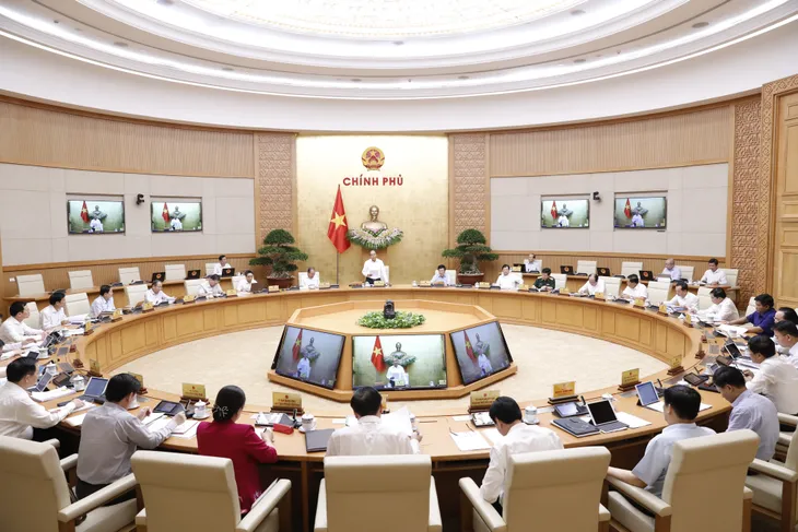 Thủ tướng Nguyễn Xuân Phúc: Tình hình kinh tế - xã hội ngày càng tốt hơn - Ảnh 1. Thủ tướng Nguyễn Xuân Phúc: Tình hình kinh tế - xã hội ngày càng tốt hơn - Ảnh 1.