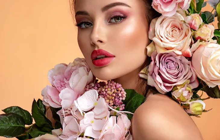 Cách chọn nước hoa phù hợp theo mùa - Ảnh 1. Cách chọn nước hoa phù hợp theo mùa - Ảnh 1.
