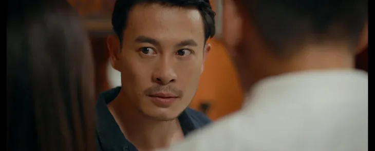 Trói buộc yêu thương: Trương Thanh Long sốc khi đang yên đang lành lại bị chửi - Ảnh 1. Trói buộc yêu thương: Trương Thanh Long sốc khi đang yên đang lành lại bị chửi - Ảnh 1.