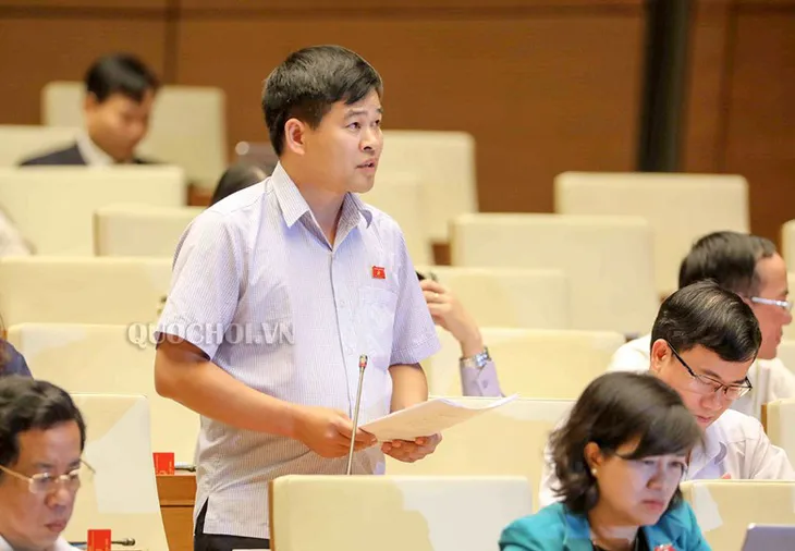Nghị trường Quốc hội nóng câu chuyện cắt điện, cắt nước - Ảnh 1. Nghị trường Quốc hội nóng câu chuyện cắt điện, cắt nước - Ảnh 1.