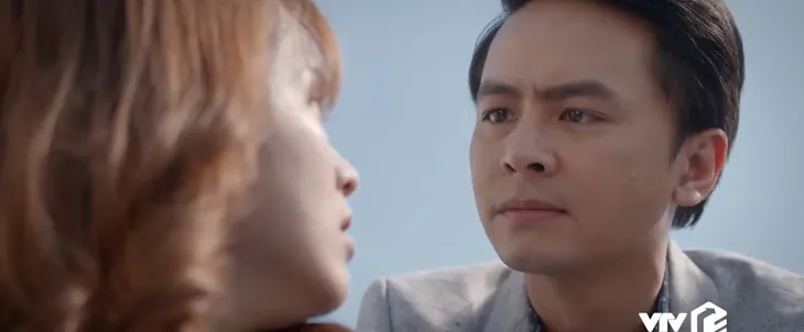 Trói buộc yêu thương - Tập 15: Đúng lúc khuỵu ngã vì bị lừa, Thanh gặp lại người yêu cũ - Ảnh 16. Trói buộc yêu thương - Tập 15: Đúng lúc khuỵu ngã vì bị lừa, Thanh gặp lại người yêu cũ - Ảnh 16.
