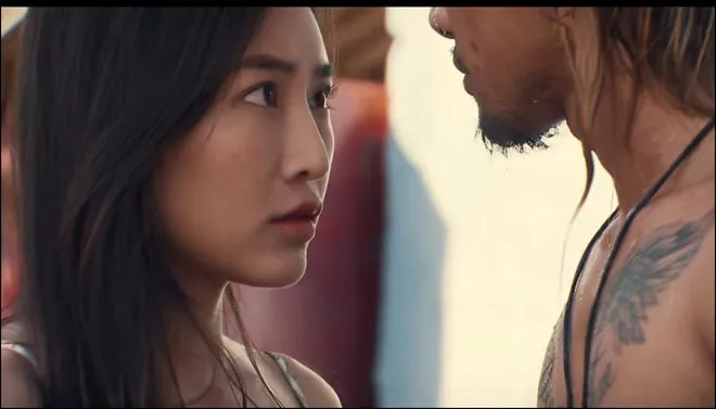 Cát đỏ - Tập 24: Nhớ cầm gậy uy hiếp Hùng vì tội sàm sỡ - Ảnh 3. Cát đỏ - Tập 24: Nhớ cầm gậy uy hiếp Hùng vì tội sàm sỡ - Ảnh 3.