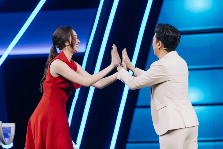 Trường Giang ngỡ ngàng trước “kỷ lục vàng” của Á hậu Tường San và Kiều Loan - Ảnh 2. Trường Giang ngỡ ngàng trước “kỷ lục vàng” của Á hậu Tường San và Kiều Loan - Ảnh 2.