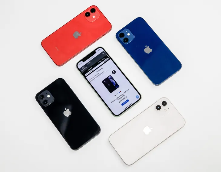 Trên tay iPhone 12 bản màu xanh Blue giá 23 triệu đồng tại Việt Nam - Ảnh 2. Trên tay iPhone 12 bản màu xanh Blue giá 23 triệu đồng tại Việt Nam - Ảnh 2.
