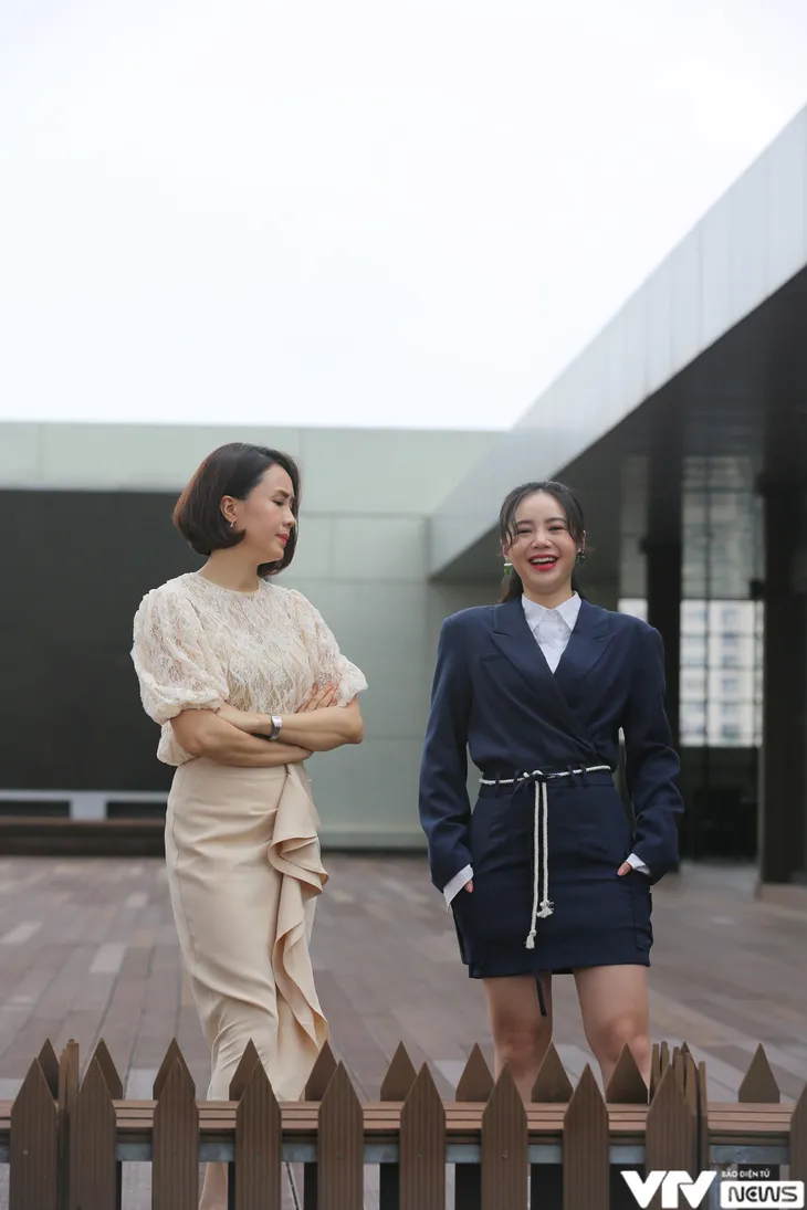 Hồng Diễm nóng mặt vì Quỳnh Kool vênh váo trong phim mới - Ảnh 11. Hồng Diễm nóng mặt vì Quỳnh Kool vênh váo trong phim mới - Ảnh 11.