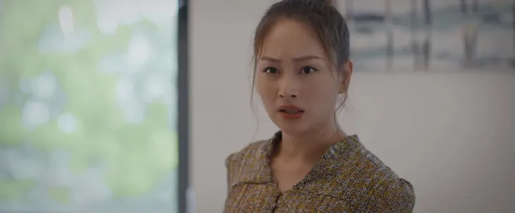 Trói buộc yêu thương - Tập 16: Bị Dung vừa tra hỏi vừa dọa cấm cửa, Khánh vẫn chạy đến với Hà - Ảnh 3. Trói buộc yêu thương - Tập 16: Bị Dung vừa tra hỏi vừa dọa cấm cửa, Khánh vẫn chạy đến với Hà - Ảnh 3.