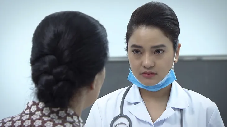 Lửa ấm - Tập 18: Ngọc ném đá sau lưng Thủy khiến bà Mai nghi ngờ con dâu - Ảnh 1. Lửa ấm - Tập 18: Ngọc ném đá sau lưng Thủy khiến bà Mai nghi ngờ con dâu - Ảnh 1.