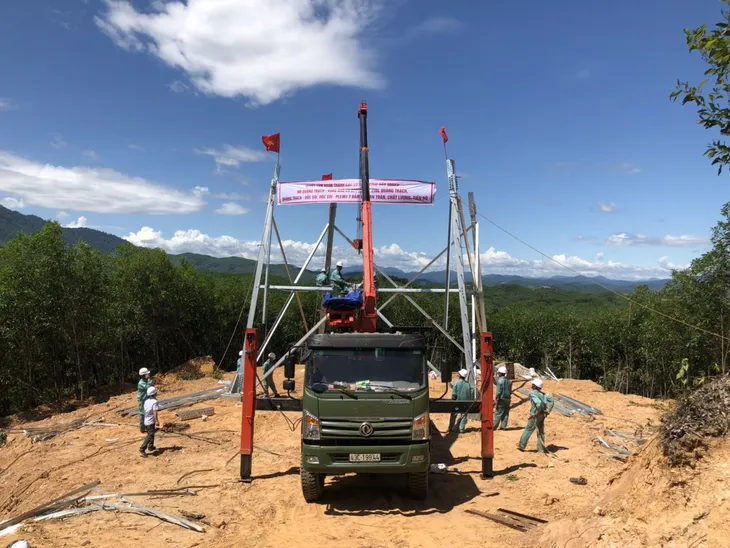 Đường dây 500KV Bắc - Nam mạch 3 chậm tiến độ, miền Nam đối diện nguy cơ thiếu điện - Ảnh 1. Đường dây 500KV Bắc - Nam mạch 3 chậm tiến độ, miền Nam đối diện nguy cơ thiếu điện - Ảnh 1.