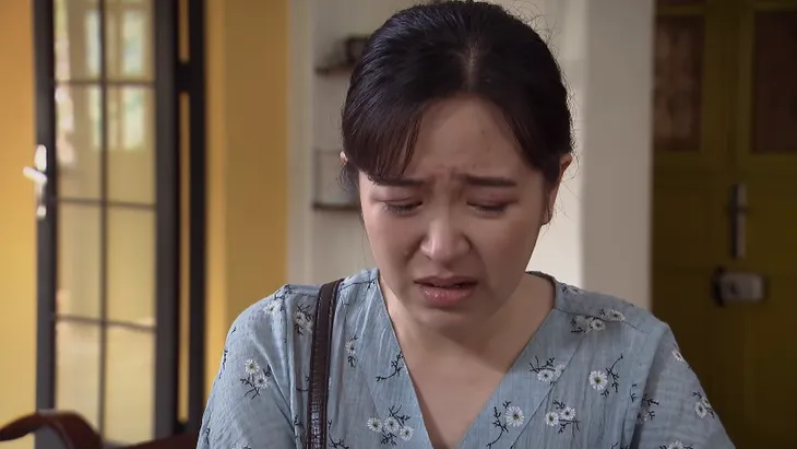 Lửa ấm - Tập 19: Ngọc vu khống Thủy mang thai với Long trước khi cưới Minh - Ảnh 7. Lửa ấm - Tập 19: Ngọc vu khống Thủy mang thai với Long trước khi cưới Minh - Ảnh 7.