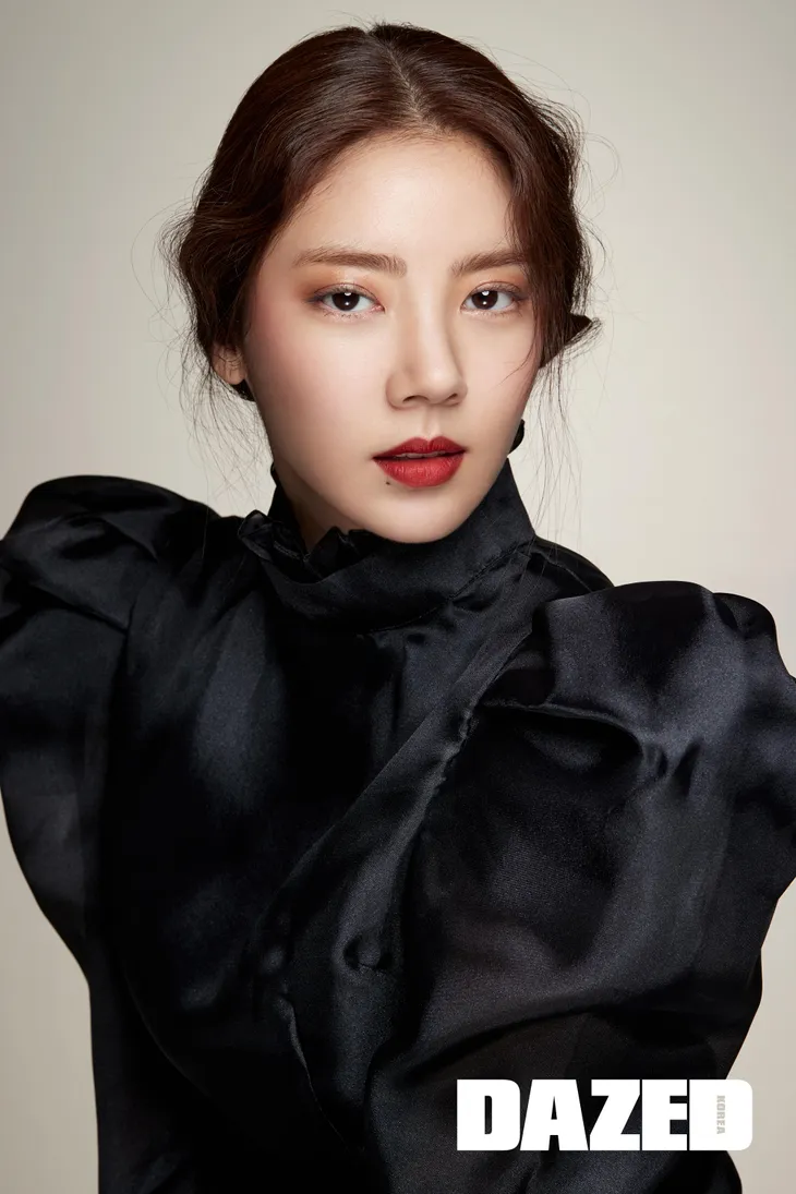 Son Dam Bi tự nhận yêu kiều hơn ở độ tuổi 37 - Ảnh 4. Son Dam Bi tự nhận yêu kiều hơn ở độ tuổi 37 - Ảnh 4.