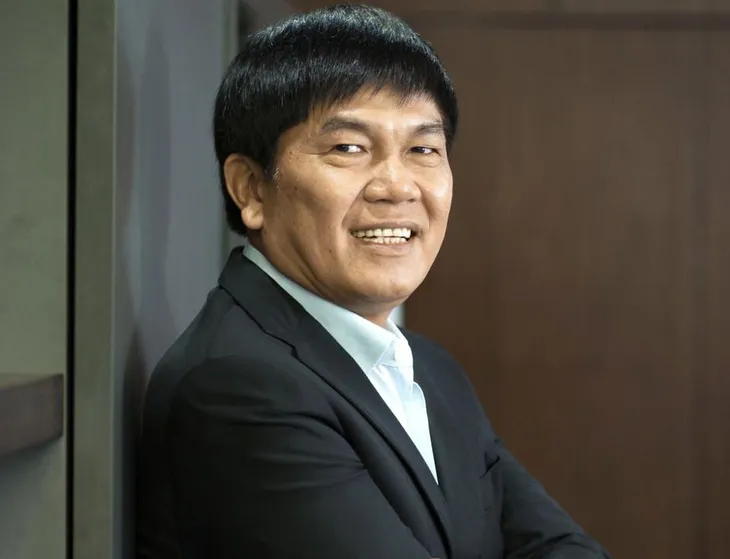 Ông trùm thép Việt giành lại ngôi vị tỷ phú đô la - Ảnh 1. Ông trùm thép Việt giành lại ngôi vị tỷ phú đô la - Ảnh 1.