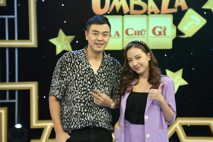 Ngắm Võ Hoàng Yến catwalk, MC Tuấn Tú thổ lộ nhớ thời thanh xuân - Ảnh 2. Ngắm Võ Hoàng Yến catwalk, MC Tuấn Tú thổ lộ nhớ thời thanh xuân - Ảnh 2.