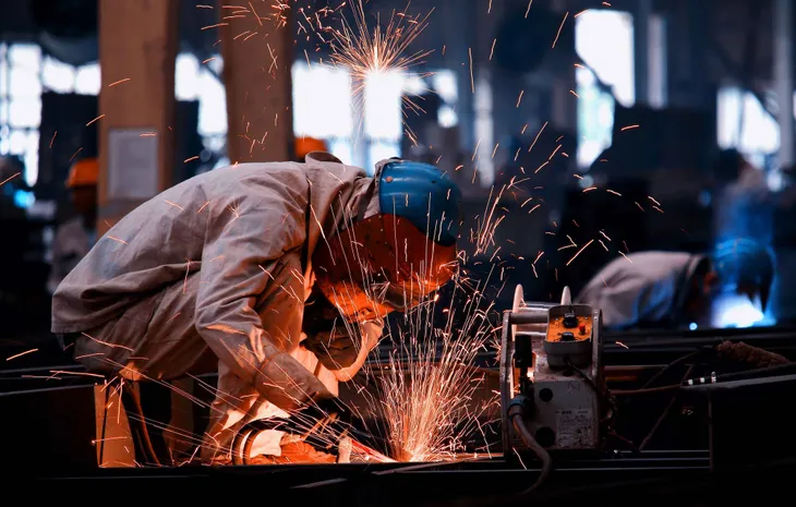 Trung Quốc sẽ vượt Mỹ trong 10 năm tới? - Ảnh 1. Trung Quốc sẽ vượt Mỹ trong 10 năm tới? - Ảnh 1.