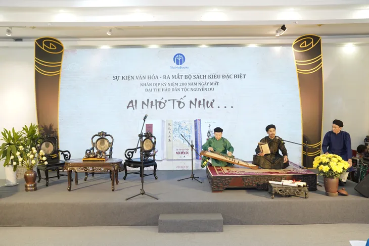 Ai nhớ Tố Như... nhân 200 năm ngày mất Đại thi hào Nguyễn Du - Ảnh 1. Ai nhớ Tố Như... nhân 200 năm ngày mất Đại thi hào Nguyễn Du - Ảnh 1.