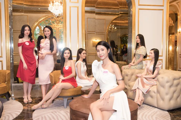 Hai cô gái cao hơn 1,80m lọt Bán kết Hoa hậu Việt Nam 2020 - Ảnh 7. Hai cô gái cao hơn 1,80m lọt Bán kết Hoa hậu Việt Nam 2020 - Ảnh 7.