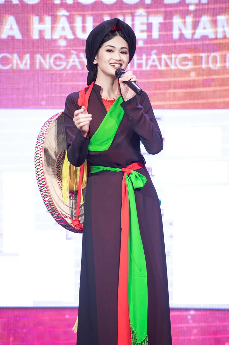 Bất ngờ với tài năng của các thí sinh Hoa hậu Việt Nam 2020 - Ảnh 5. Bất ngờ với tài năng của các thí sinh Hoa hậu Việt Nam 2020 - Ảnh 5.