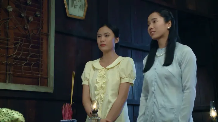 Yêu trong đau thương - Tập 20: Bị buộc nghỉ việc ở phòng trà, Lan Chi nói dối trắng trợn để bỏ bùa Chí Kiên - Ảnh 1. Yêu trong đau thương - Tập 20: Bị buộc nghỉ việc ở phòng trà, Lan Chi nói dối trắng trợn để bỏ bùa Chí Kiên - Ảnh 1.