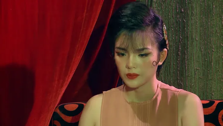 Yêu trong đau thương - Tập 20: Bị buộc nghỉ việc ở phòng trà, Lan Chi nói dối trắng trợn để bỏ bùa Chí Kiên - Ảnh 8. Yêu trong đau thương - Tập 20: Bị buộc nghỉ việc ở phòng trà, Lan Chi nói dối trắng trợn để bỏ bùa Chí Kiên - Ảnh 8.