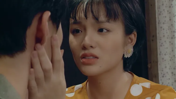 Yêu trong đau thương - Tập 20: Bị buộc nghỉ việc ở phòng trà, Lan Chi nói dối trắng trợn để bỏ bùa Chí Kiên - Ảnh 9. Yêu trong đau thương - Tập 20: Bị buộc nghỉ việc ở phòng trà, Lan Chi nói dối trắng trợn để bỏ bùa Chí Kiên - Ảnh 9.