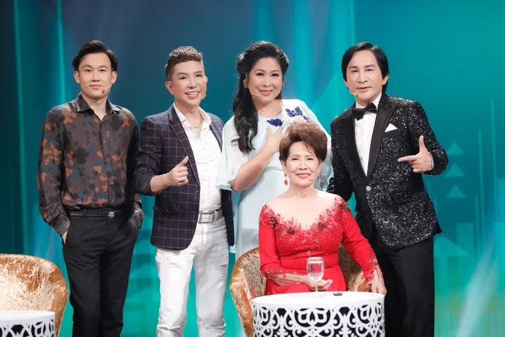 Giọng hát khiến cả danh ca Phương Dung phải đứng dậy vỗ tay thán phục, kể chuyện đời trong nước mắt - Ảnh 1. Giọng hát khiến cả danh ca Phương Dung phải đứng dậy vỗ tay thán phục, kể chuyện đời trong nước mắt - Ảnh 1.