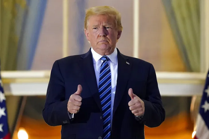 Xuất viện, ông Trump trở lại Nhà Trắng, tuyên bố trở lại chiến dịch tranh cử - Ảnh 4. Xuất viện, ông Trump trở lại Nhà Trắng, tuyên bố trở lại chiến dịch tranh cử - Ảnh 4.