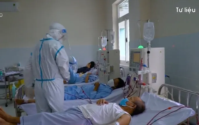 Không chủ quan trong phòng, chống COVID-19 tại bệnh viện - Ảnh 1. Không chủ quan trong phòng, chống COVID-19 tại bệnh viện - Ảnh 1.