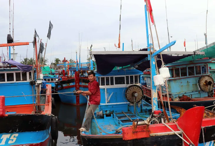 Vùng áp thấp mạnh lên, khách du lịch không nên trải nghiệm thiên tai - Ảnh 3. Vùng áp thấp mạnh lên, khách du lịch không nên trải nghiệm thiên tai - Ảnh 3.