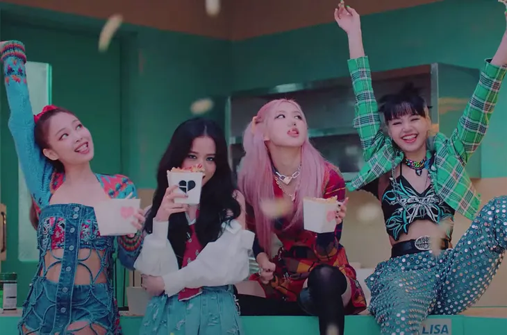BLACKPINK - Nghệ sĩ châu Á đầu tiên đứng đầu BXH Ngôi sao quyền lực Bloomberg - Ảnh 2. BLACKPINK - Nghệ sĩ châu Á đầu tiên đứng đầu BXH Ngôi sao quyền lực Bloomberg - Ảnh 2.