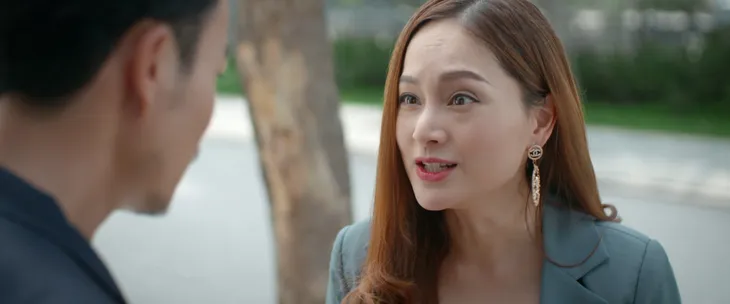 Trói buộc yêu thương - Tập 9: Hà bài binh bố trận khiến Khánh lao đến như thiêu thân - Ảnh 10. Trói buộc yêu thương - Tập 9: Hà bài binh bố trận khiến Khánh lao đến như thiêu thân - Ảnh 10.