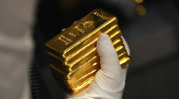 Giá vàng vượt mốc 1.900 USD/ounce - Ảnh 1. Giá vàng vượt mốc 1.900 USD/ounce - Ảnh 1.
