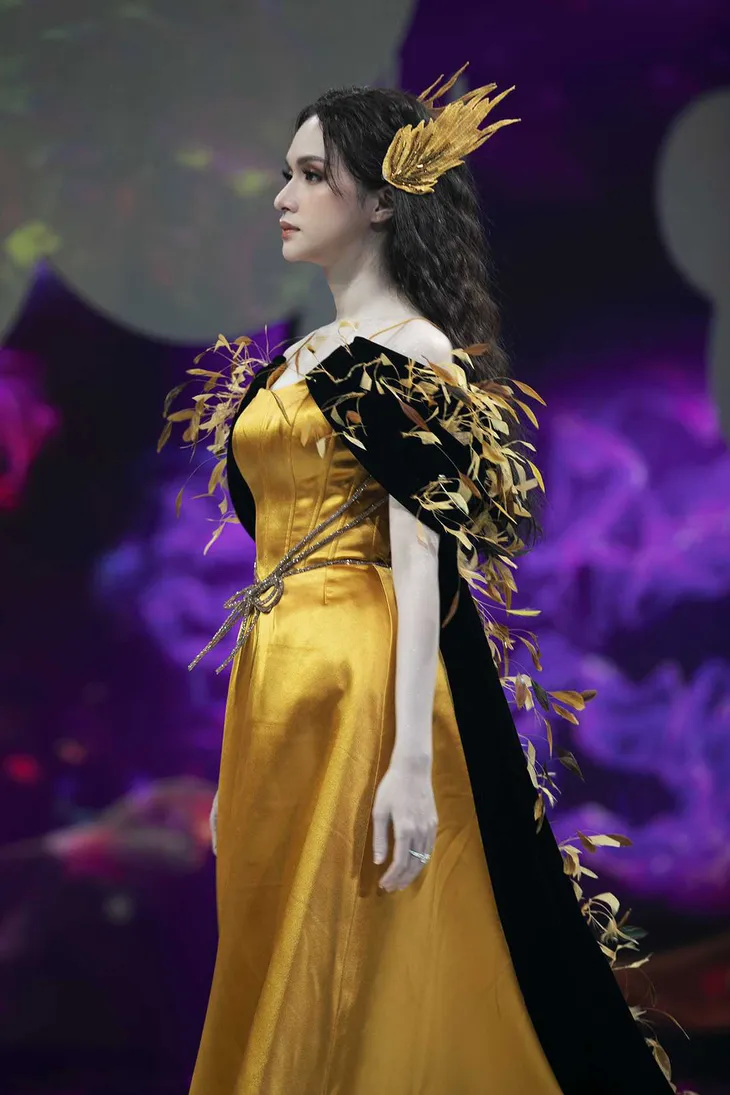 Lan Khuê,Trương Quỳnh Anh, Diệp Bảo Ngọc cuốn hút tại Vietnam Junior Fashion Week - Ảnh 10. Lan Khuê,Trương Quỳnh Anh, Diệp Bảo Ngọc cuốn hút tại Vietnam Junior Fashion Week - Ảnh 10.