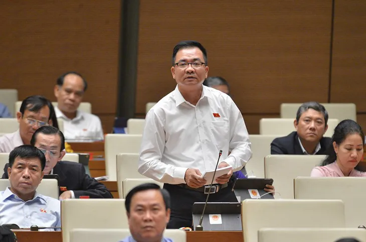 Bất cập giải phóng mặt bằng tạo ra các tỷ phú trên những con đường dát vàng - Ảnh 3. Bất cập giải phóng mặt bằng tạo ra các tỷ phú trên những con đường dát vàng - Ảnh 3.