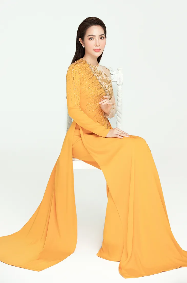 Xao xuyến trước vẻ đẹp dịu dàng, đằm thắm của Dương Kim Ánh trong tà áo dài - Ảnh 4. Xao xuyến trước vẻ đẹp dịu dàng, đằm thắm của Dương Kim Ánh trong tà áo dài - Ảnh 4.