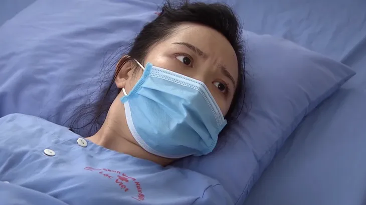 Lửa ấm - Tập 30: Đào bầm tím mặt tới xin lỗi, Tiến vẫn tưởng vợ mình mới là người sai - Ảnh 3. Lửa ấm - Tập 30: Đào bầm tím mặt tới xin lỗi, Tiến vẫn tưởng vợ mình mới là người sai - Ảnh 3.