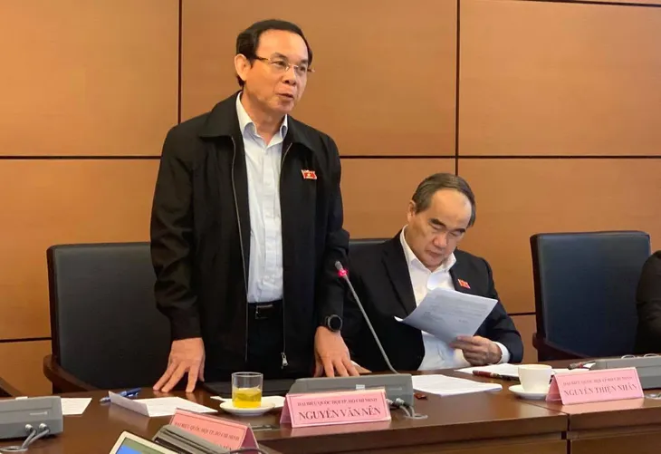 Cho ông già, anh hiệp sĩ bỏ vợ con để đi nghĩa hiệp, chống tội phạm theo kiểu tự phát là không ổn - Ảnh 2. Cho ông già, anh hiệp sĩ bỏ vợ con để đi nghĩa hiệp, chống tội phạm theo kiểu tự phát là không ổn - Ảnh 2.