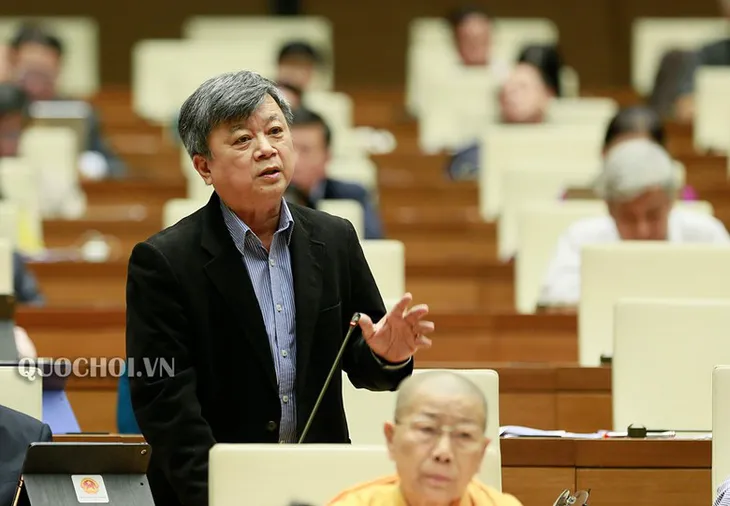 Cho ông già, anh hiệp sĩ bỏ vợ con để đi nghĩa hiệp, chống tội phạm theo kiểu tự phát là không ổn - Ảnh 4. Cho ông già, anh hiệp sĩ bỏ vợ con để đi nghĩa hiệp, chống tội phạm theo kiểu tự phát là không ổn - Ảnh 4.