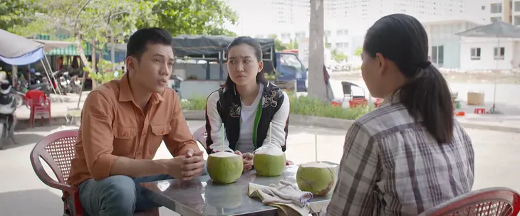 Trói buộc yêu thương - Tập 24: Kẻ hãm hại bà Lan, ông Phong dần lộ mặt - Ảnh 17. Trói buộc yêu thương - Tập 24: Kẻ hãm hại bà Lan, ông Phong dần lộ mặt - Ảnh 17.